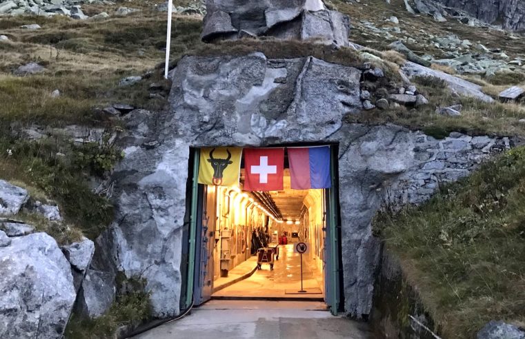 Las fortalezas militares secretas escondidas en los Alpes suizos