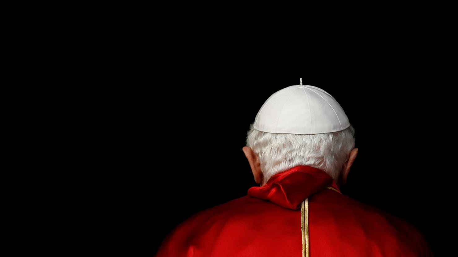 El Papa Benedicto dejó voluntariamente que los niños fueran violados: Abogado