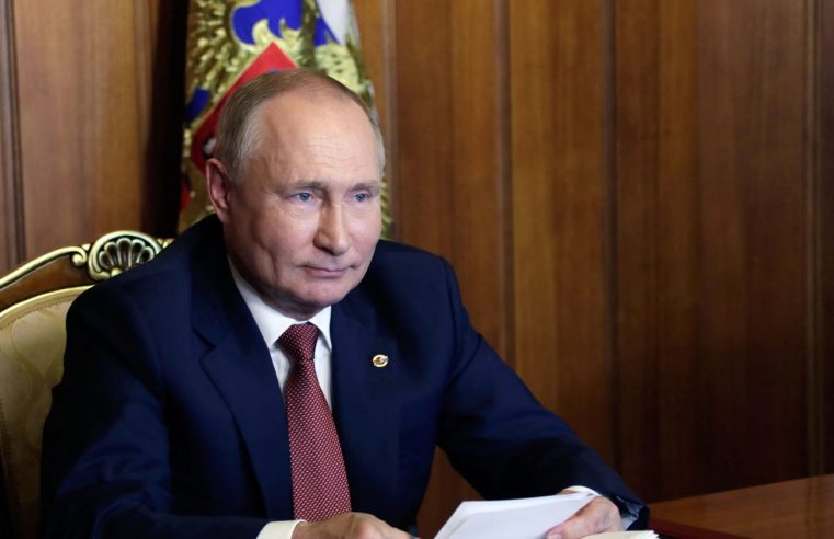 Estados Unidos afirma que Putin está preparando una operación de bandera falsa para justificar el ataque a Ucrania
