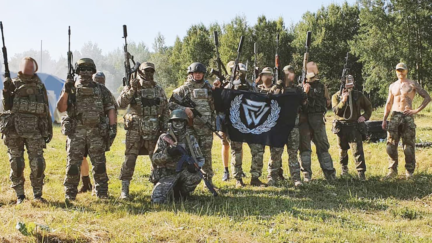 La unidad de ataque neonazi Rusich de Wagner insinúa que regresará a Ucrania de forma encubierta