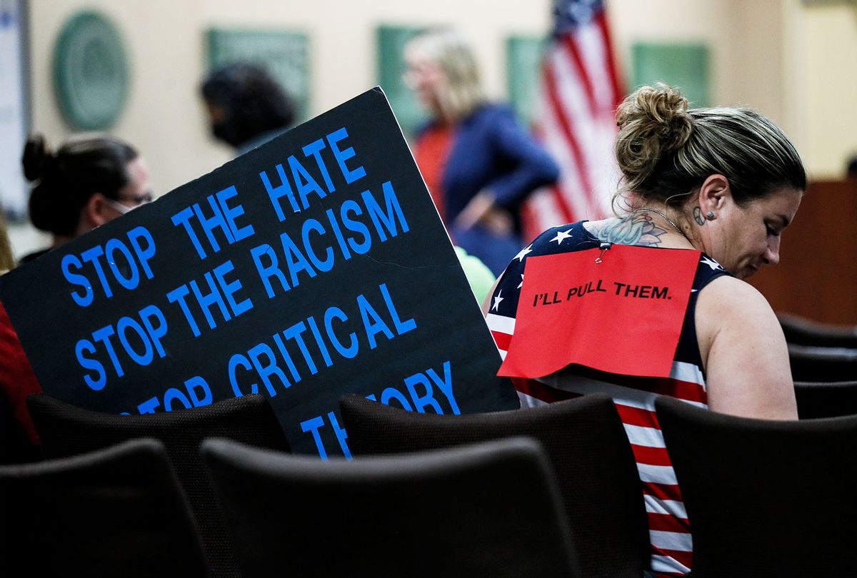Los legisladores negros de Mississippi organizan un paro masivo para protestar por la prohibición de la teoría racial crítica