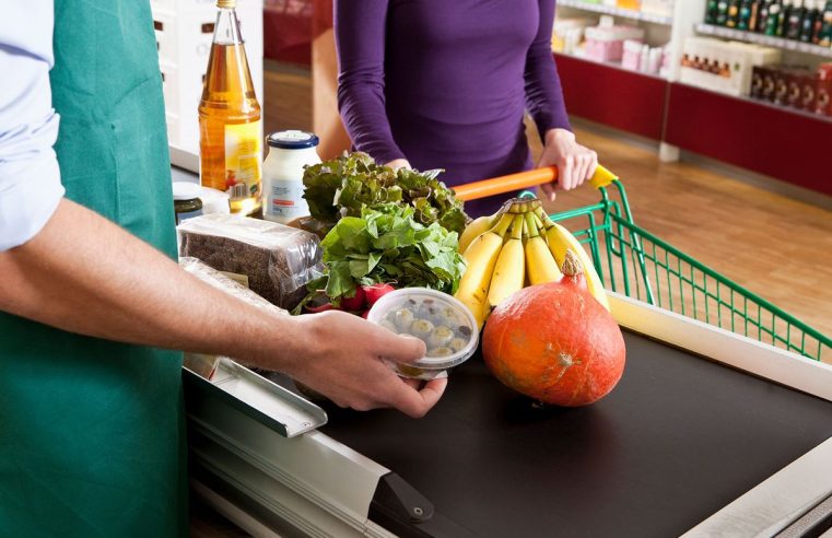 ¿Pueden los precios dinámicos reducir el desperdicio de alimentos en los supermercados?