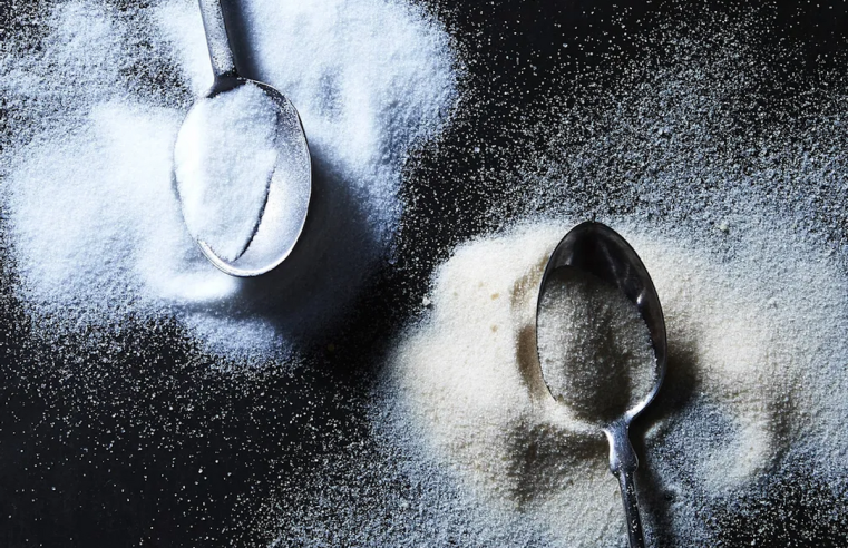 ¿Qué es el azúcar extrafino y realmente hace una diferencia en la repostería?