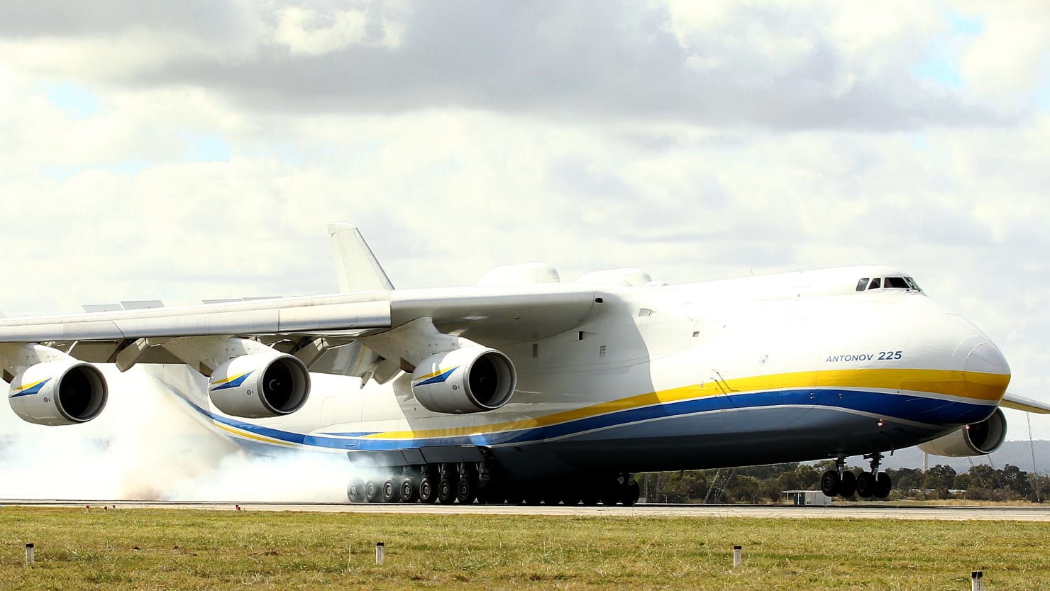 Avión más grande del mundo supuestamente destruido en Ucrania por bombardeo ruso