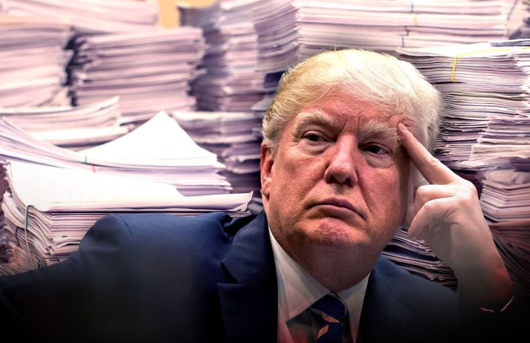 El Departamento de Justicia investiga los documentos presidenciales de alto secreto sacados de Mar-a-Lago de Trump