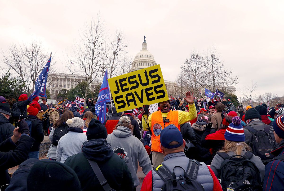 El nacionalismo cristiano impulsó el 6 de enero: ahora ha abrazado la Gran Mentira y quiere conquistar América