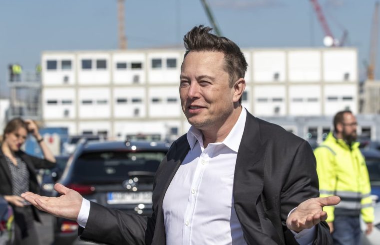 Elon Musk se queja de la investigación de abuso de información privilegiada sobre él y su hermano