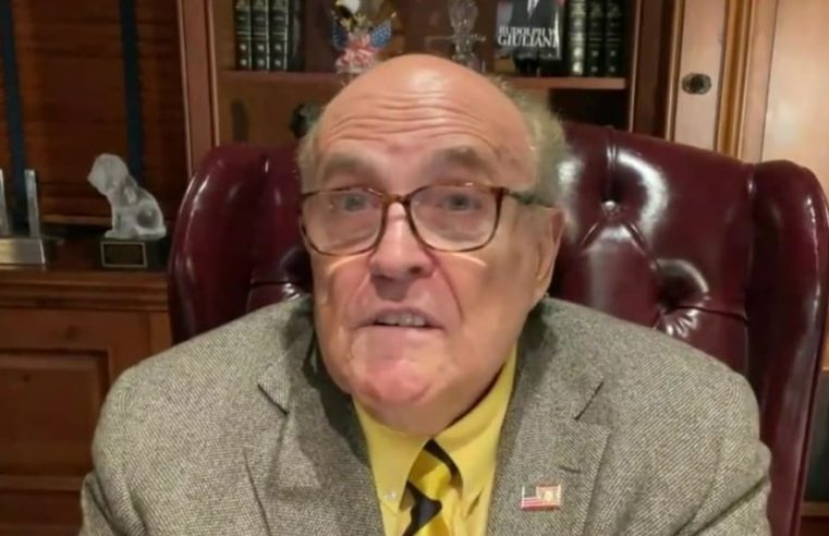 Rudy Giuliani ahora arroja dudas sobre su cooperación con el comité ‘ilegal’ del 6 de enero