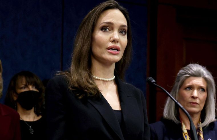 Angelina Jolie visita Yemen mientras se agudiza la crisis de Ucrania: “Todo el mundo merece la misma compasión”