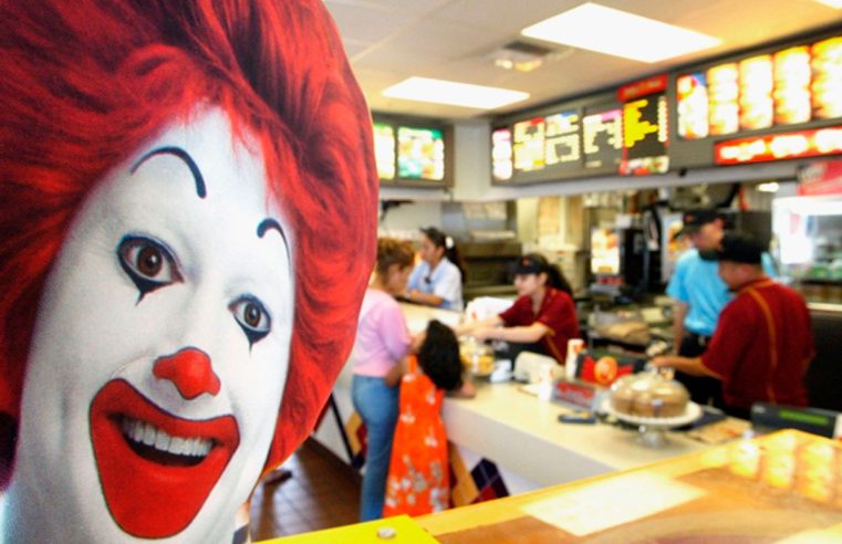 El misterio detrás de las máquinas de helados de McDonald’s que se rompen constantemente