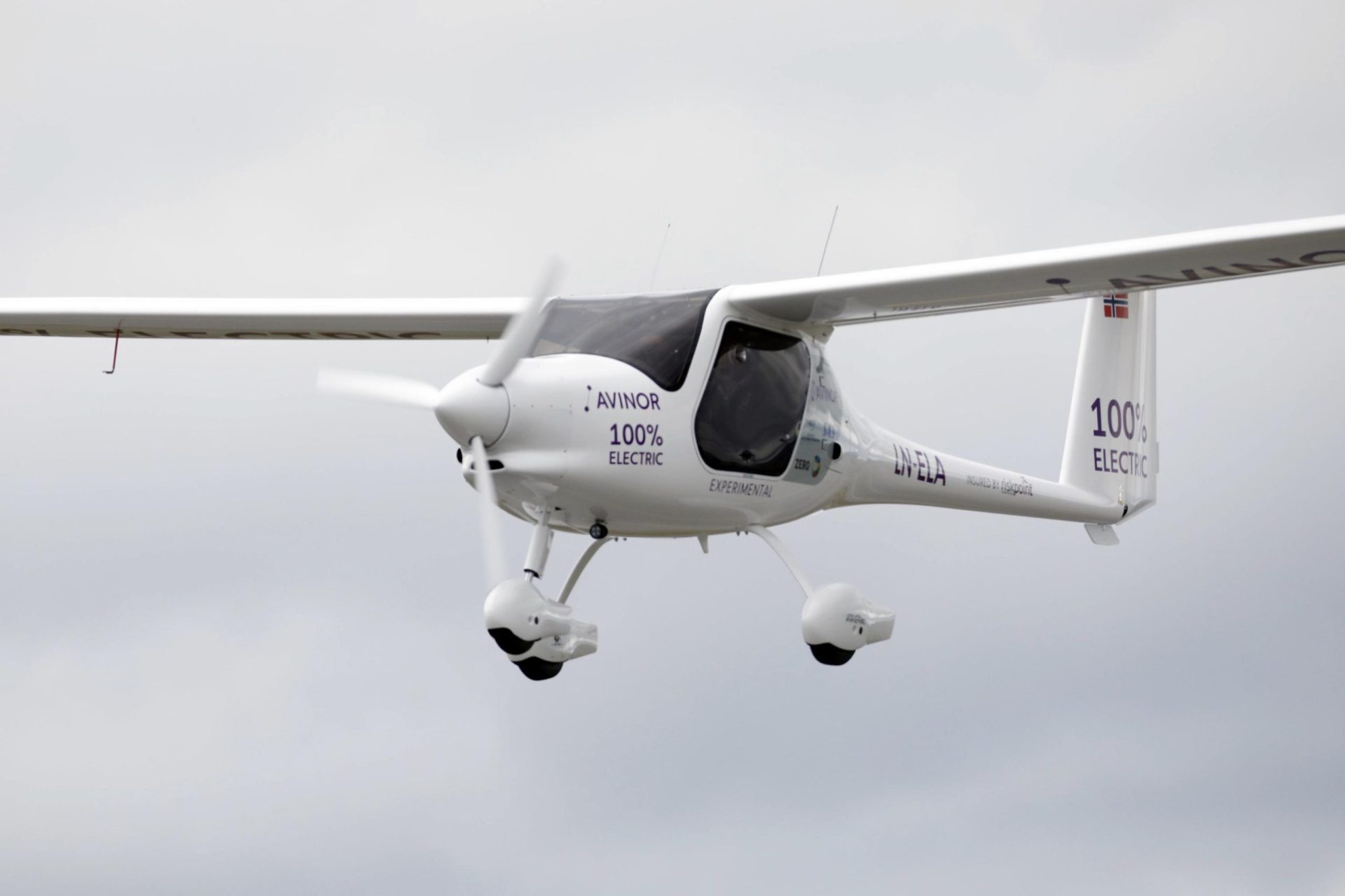 La empresa estadounidense Textron adquirirá el pionero esloveno de aviones eléctricos