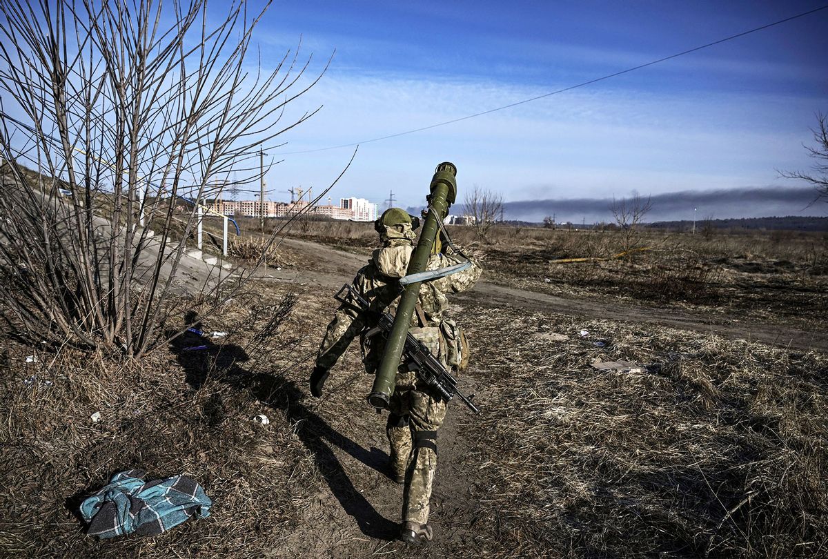 Voces contra la guerra piden diplomacia en Ucrania, no solo “armas, armas, armas”