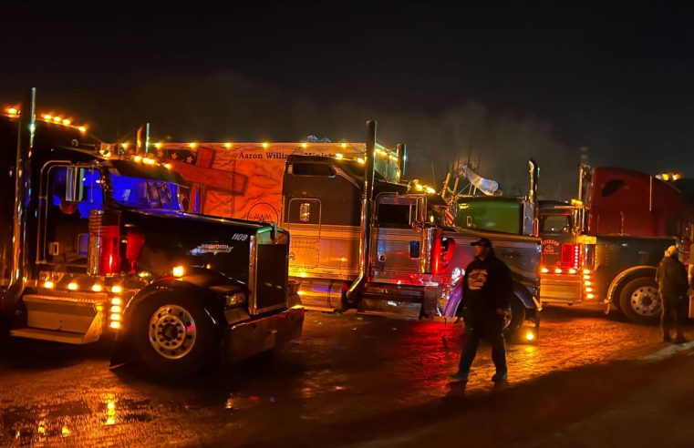 Los camioneros del ‘Convoy del Pueblo’ siguen muy confundidos sobre sus planes en D.C.