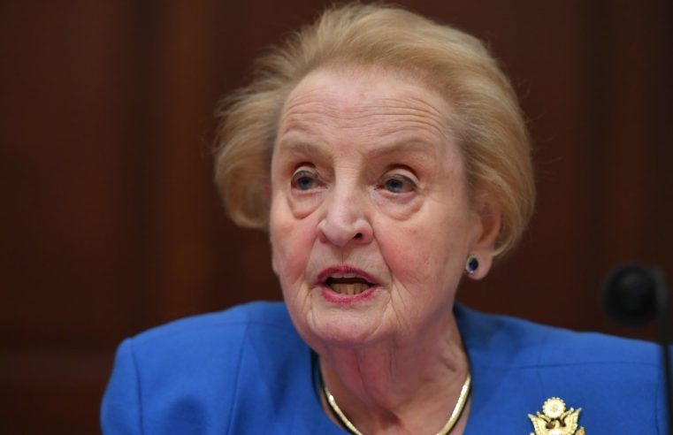 Madeleine Albright, primera mujer secretaria de Estado, muere a los 84 años