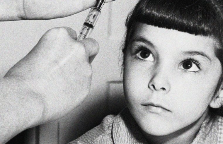 Vacunar a los niños nunca ha sido fácil