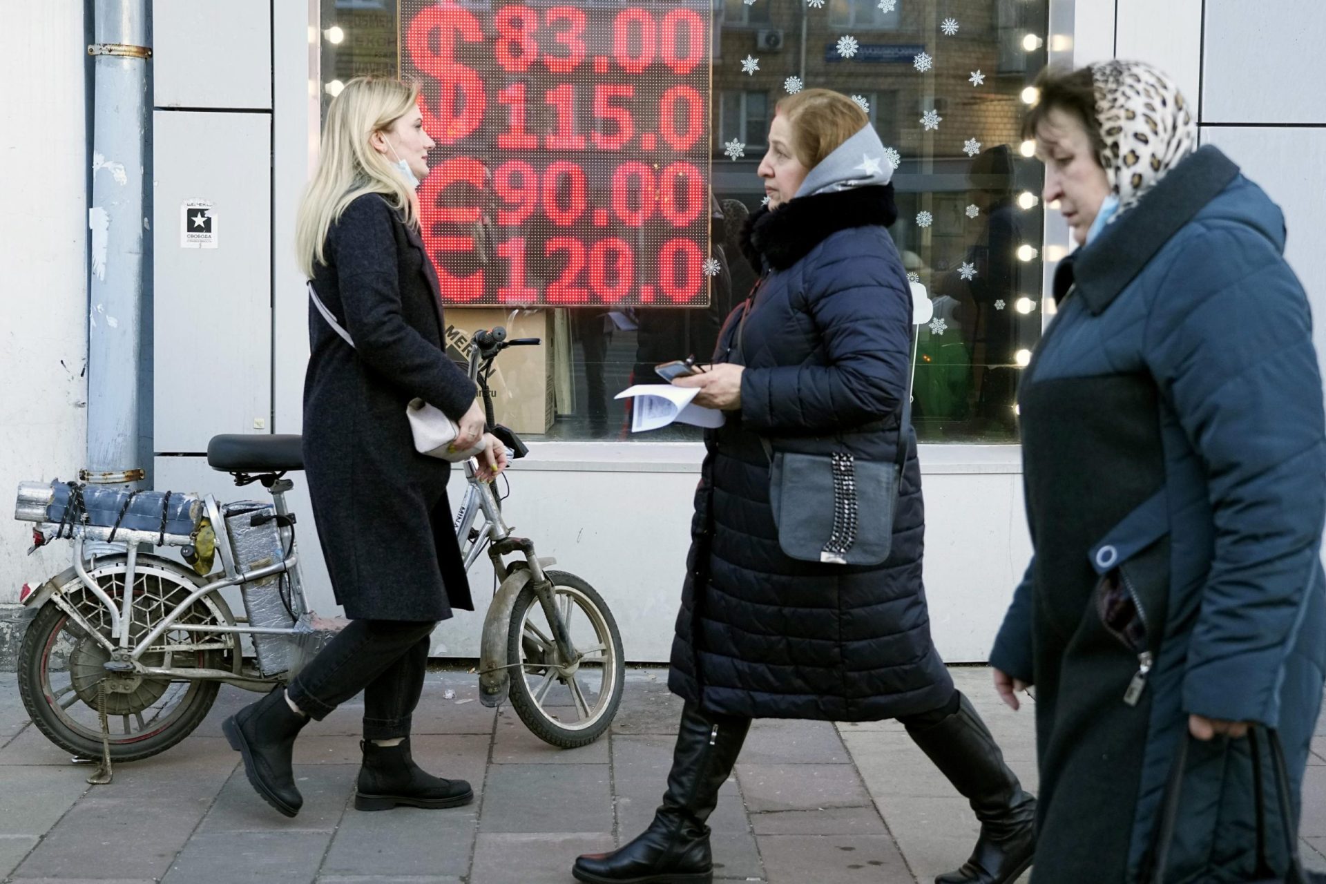 El Tesoro prohíbe los pagos a Rusia en dólares desde las cuentas estadounidenses