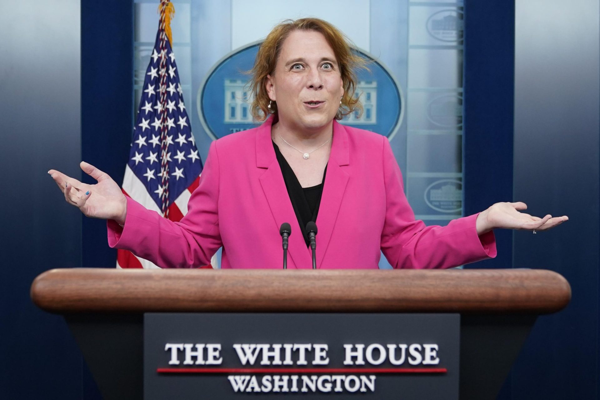 La Casa Blanca presenta ‘Jeopardy!’ transgénero  estrella amy schneider