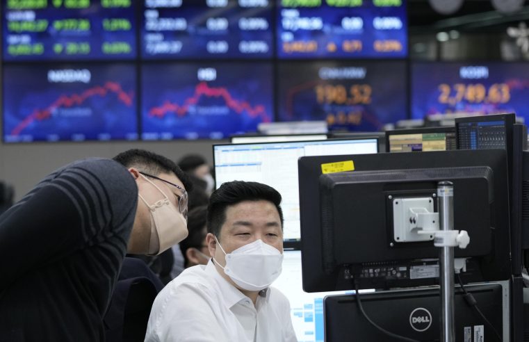 Las acciones asiáticas caen después de que Wall St rompa una racha de 4 días de ganancias