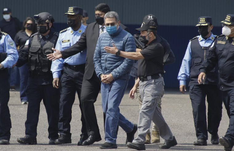 Expresidente hondureño Hernández extraditado a EE.UU.