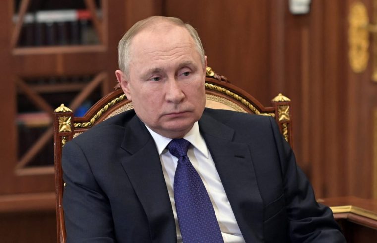 Las tropas de Putin, desesperadas, piden dinero a sus padres para comprar material de guerra