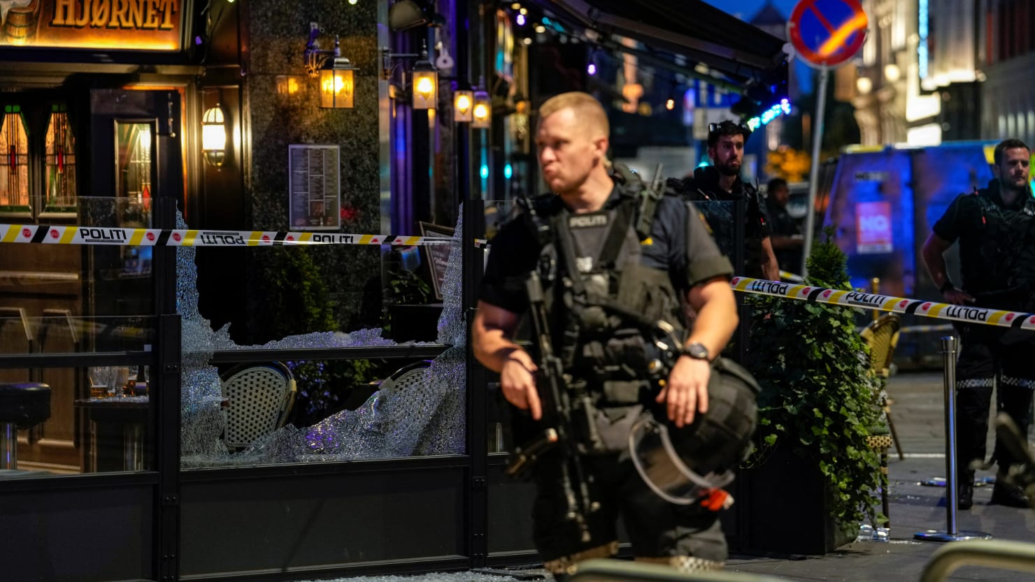 Al menos dos muertos en el ataque del Mes del Orgullo a un bar gay en Oslo, Noruega