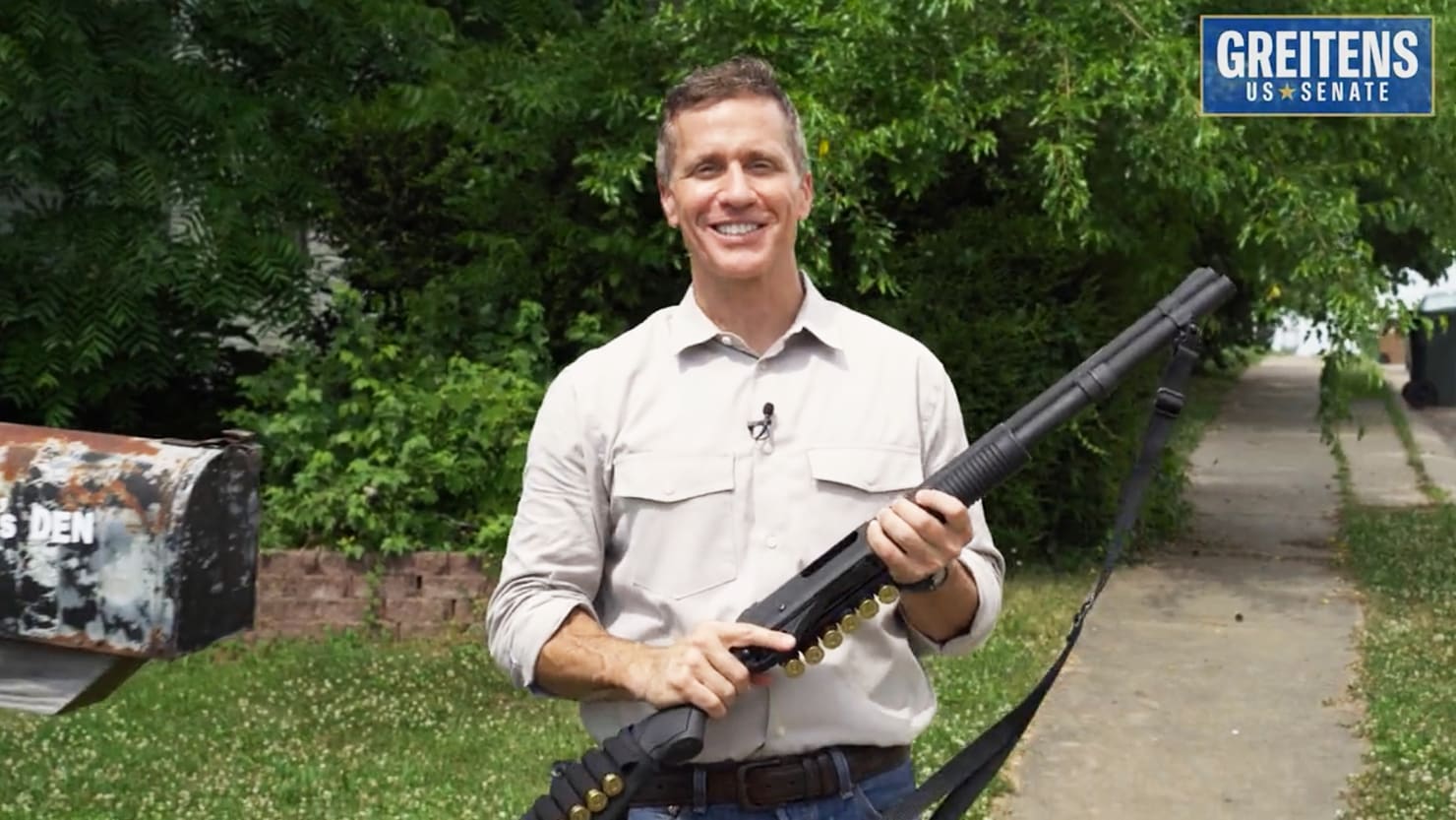 El anuncio ‘RINO Hunting’ del exgobernador de Missouri Eric Greitens es un troll tonto y peligroso
