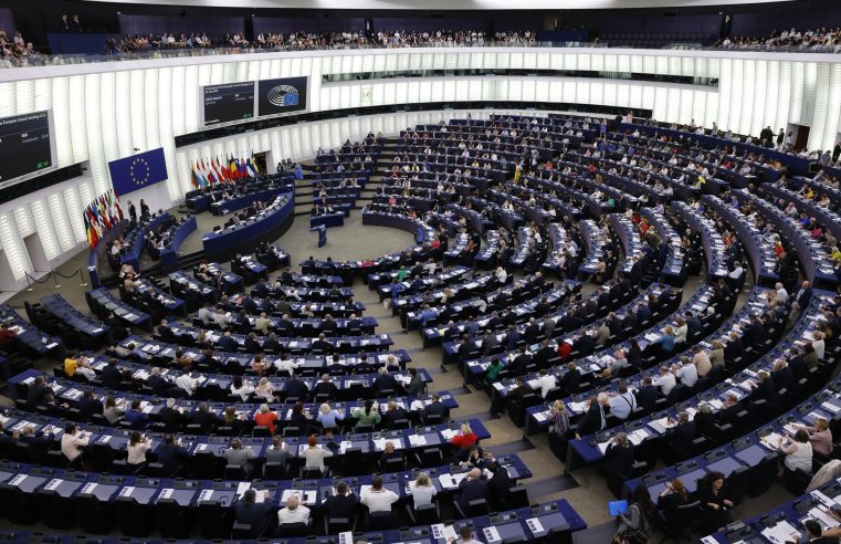 El Parlamento Europeo condena la sentencia sobre el aborto en EE.UU. y pide salvaguardias