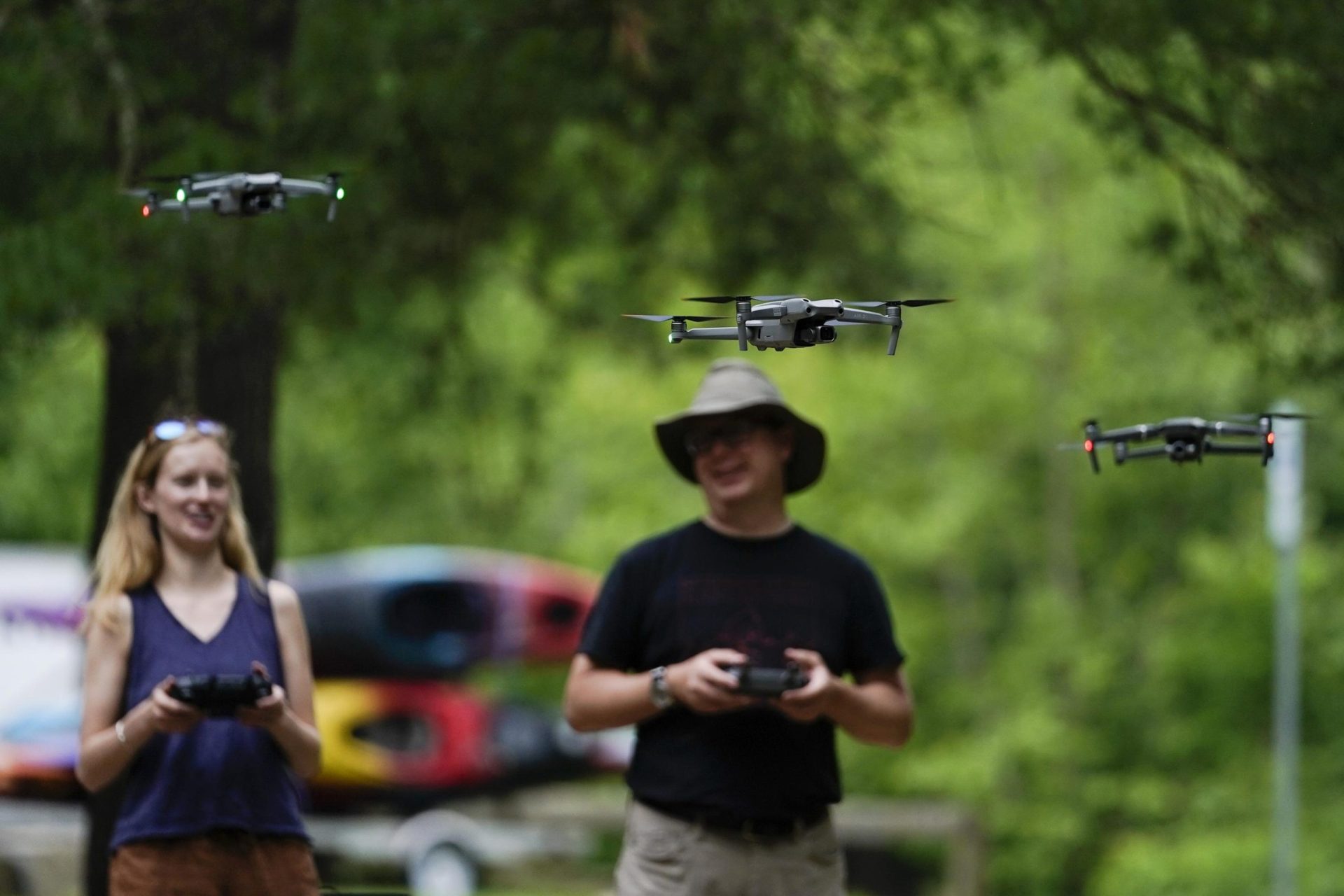 Enviros entrena a pilotos de drones para encontrar y perseguir la contaminación