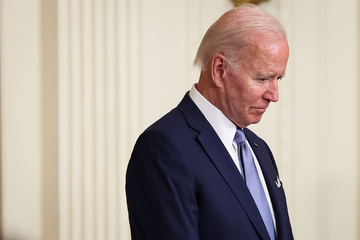 La desconcertante reacción de Biden a Roe: la respuesta débil a la anulación explica su drástica caída en la aprobación