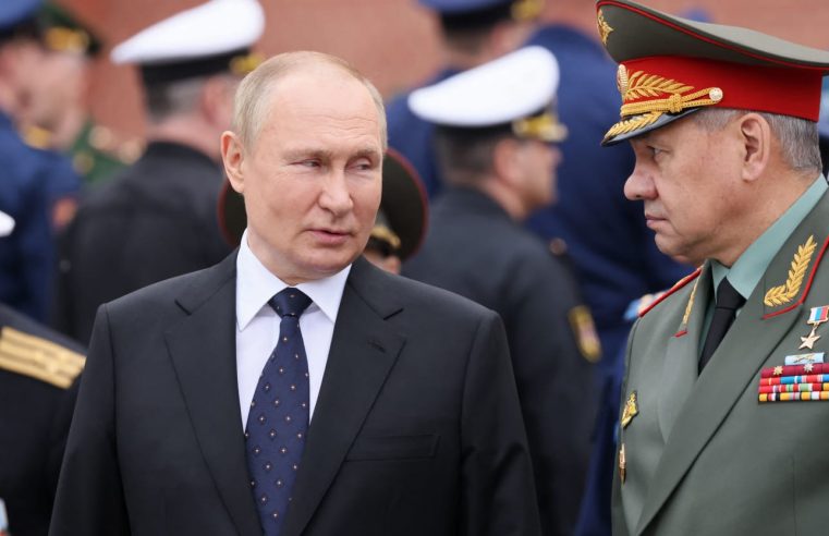 Las familias de las tropas rusas se presentan en el Kremlin para apelar a Putin y criticar a los militares