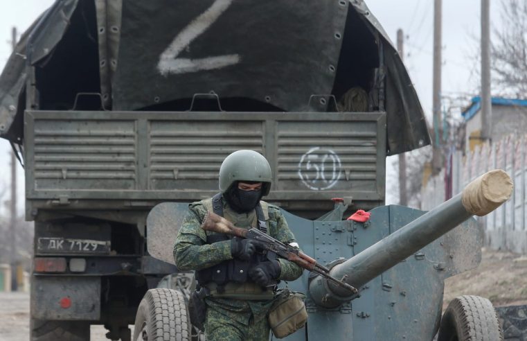 Un informe expone la “trampa del sótano” de Putin para cientos de tropas rusas desafiantes