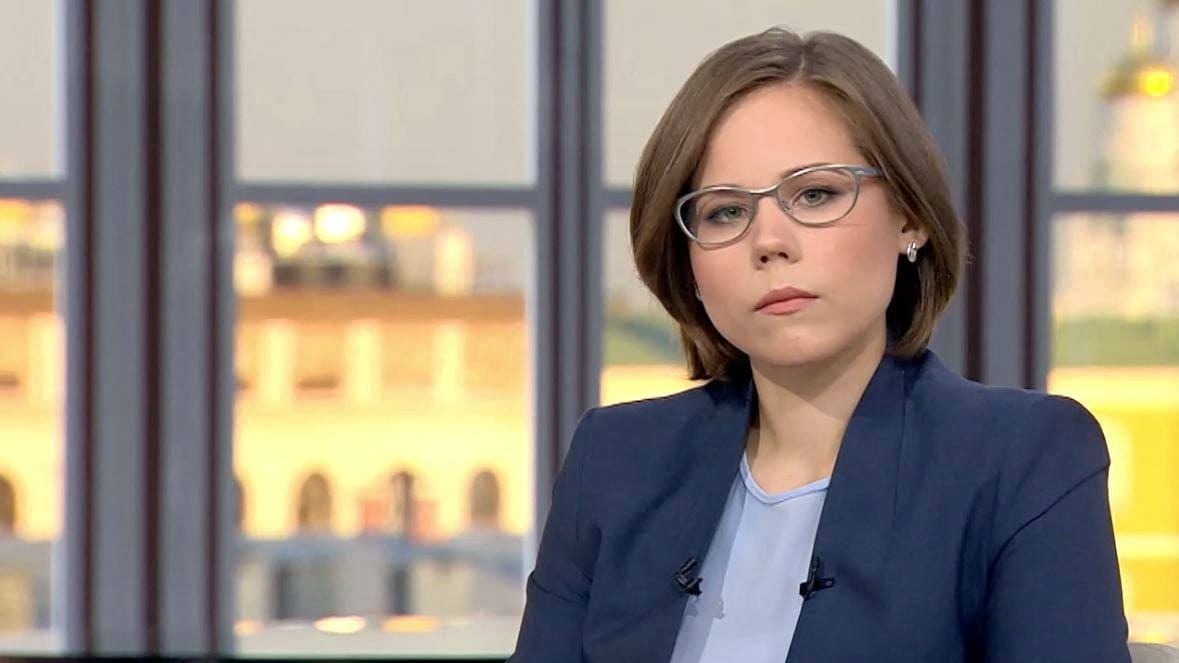 Hija de propagandista de Putin muere en atentado con coche bomba en las afueras de Moscú