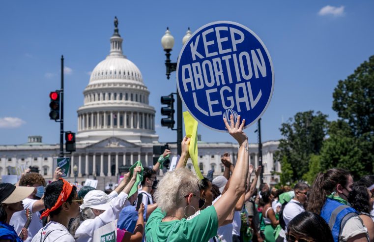 Encuesta AP-NORC: la mayoría en EE. UU. quiere el aborto legal a nivel nacional