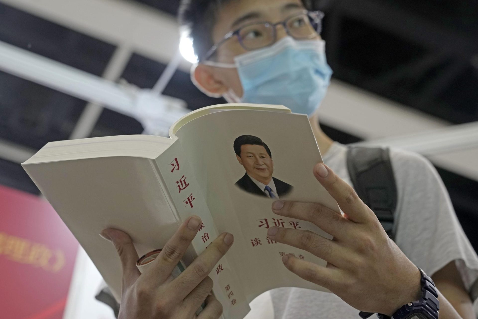 La feria del libro de Hong Kong arranca con menos libros políticos