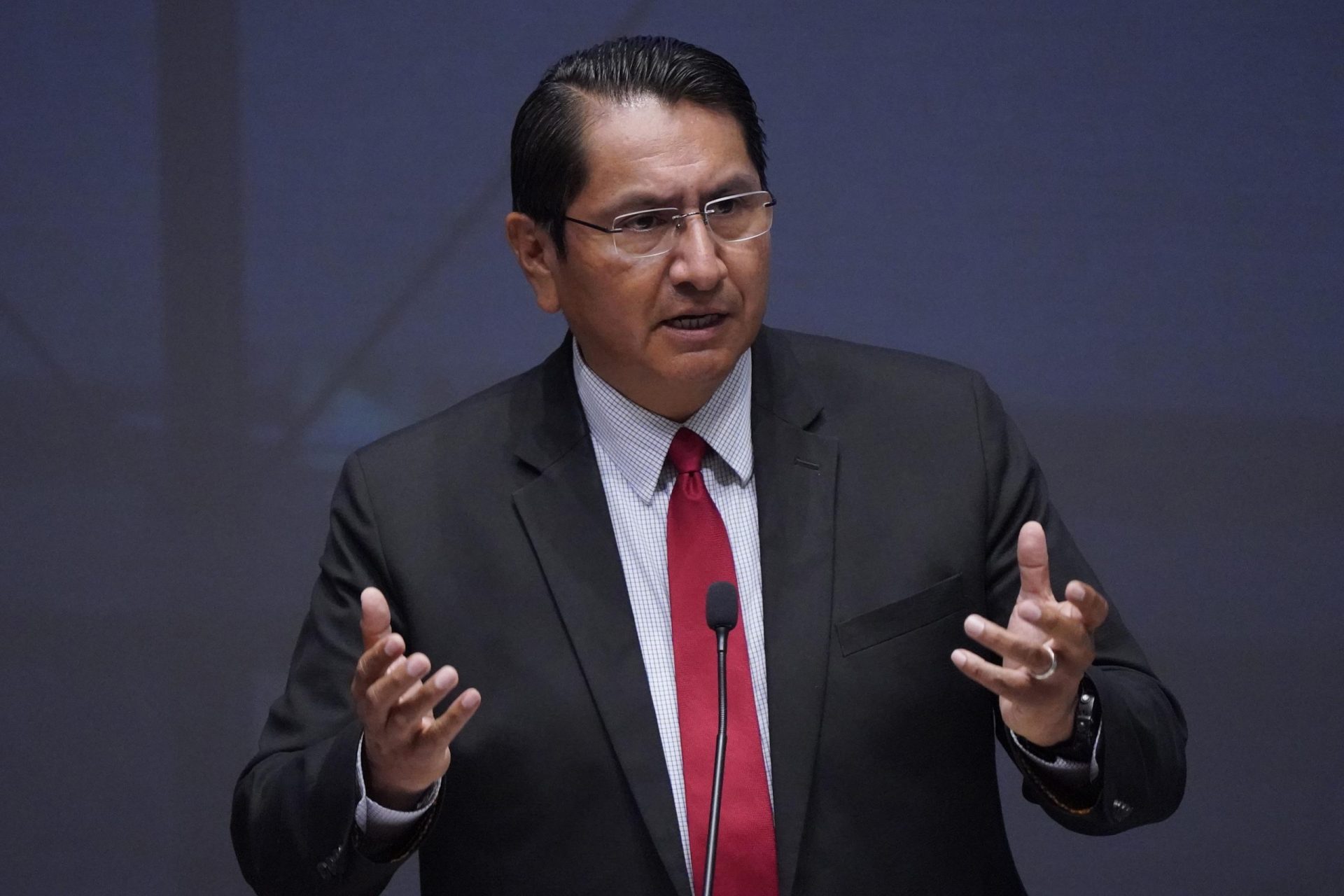 Los navajos reducen la lista de 15 aspirantes presidenciales en las primarias