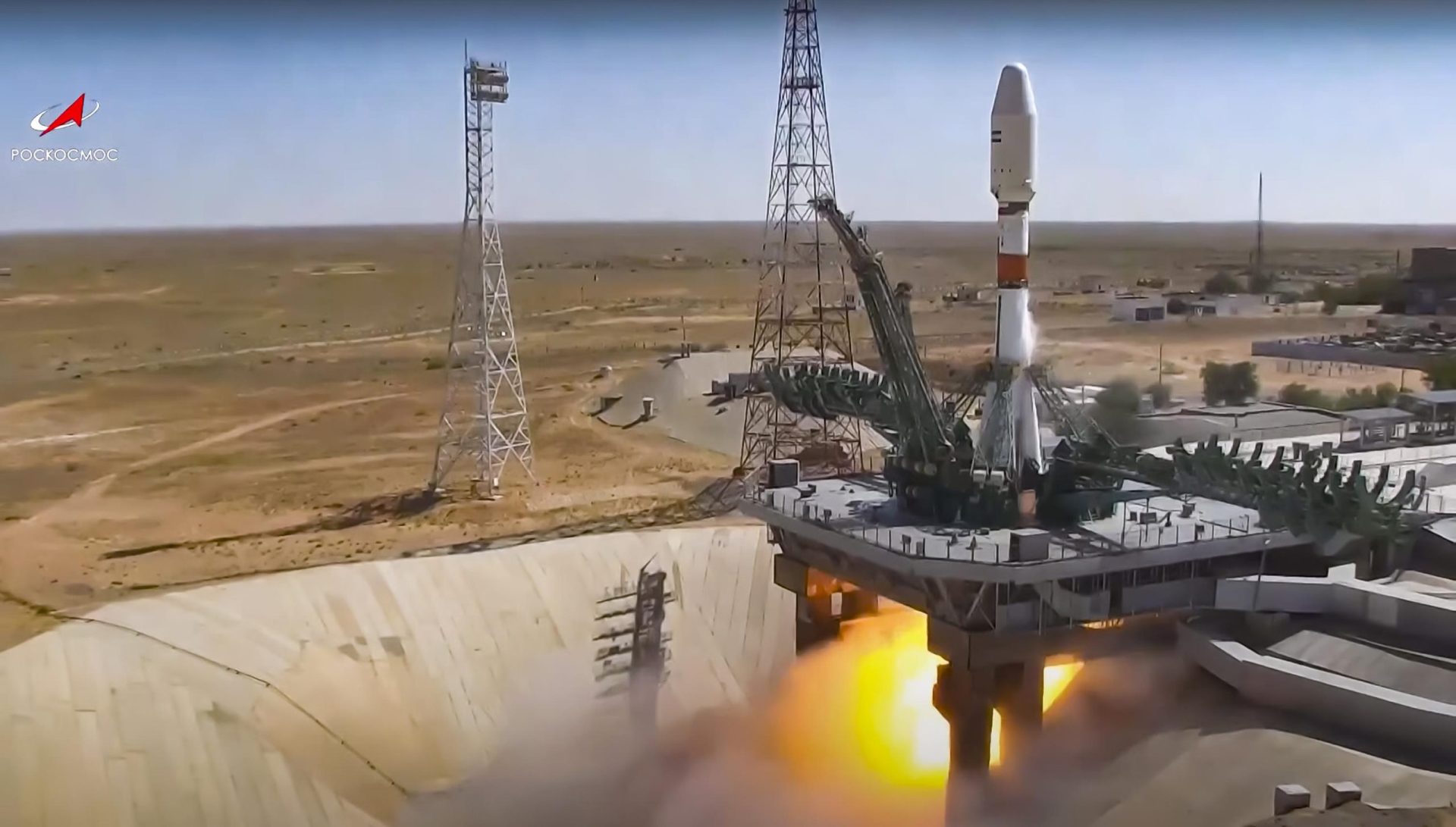 Rusia lanza con éxito un satélite iraní