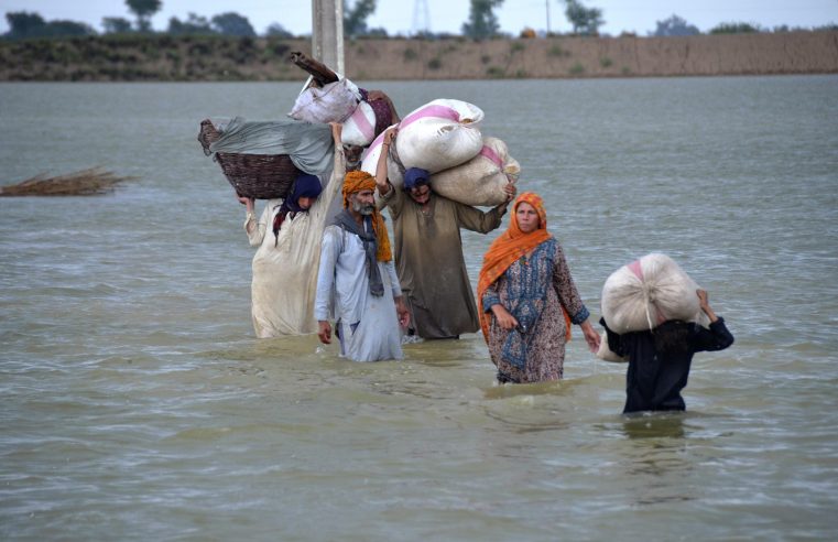 El calentamiento y otros factores empeoraron las inundaciones en Pakistán, según un estudio