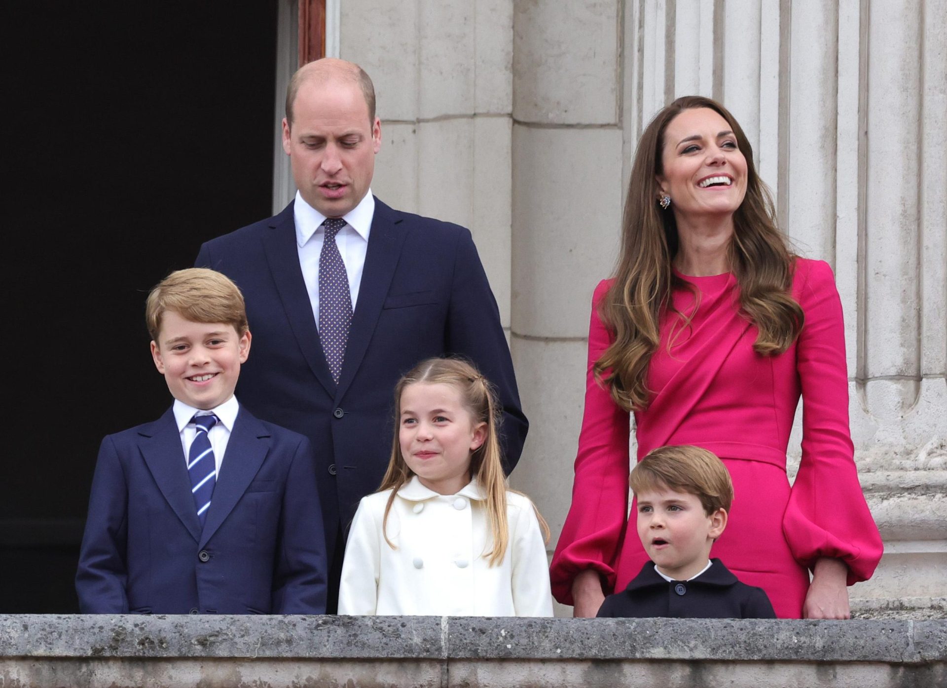 El príncipe Guillermo y Kate se trasladan de Londres a la casa de Windsor