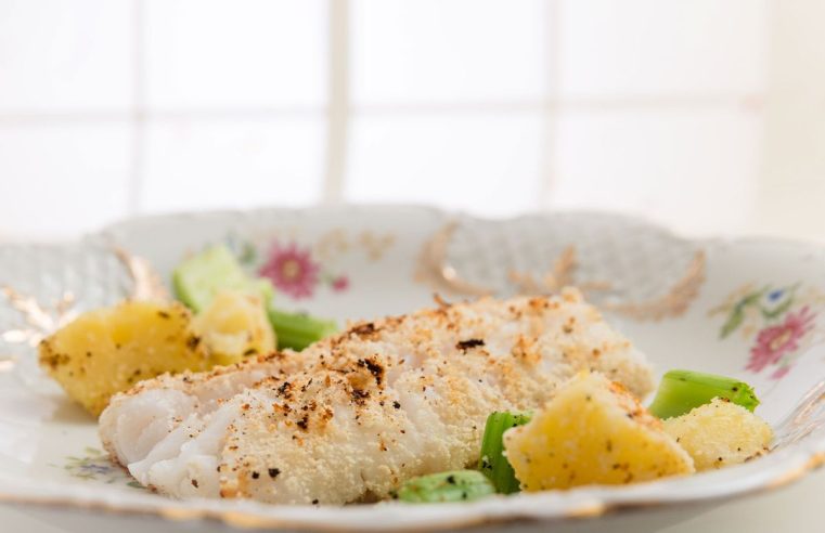 Esta receta de pescado deliciosamente simple tiene un ingrediente secreto inesperado
