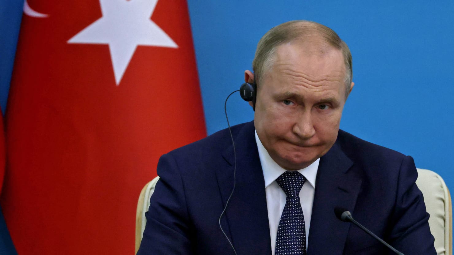 Exasesor del Kremlin dice que la expulsión de Putin podría estar a la vuelta de la esquina