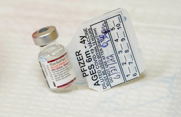 Las vacunas COVID de Pfizer parecen tener una eficacia del 73% en niños menores de 5 años