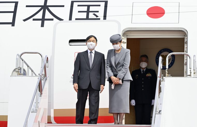 Actualizaciones en vivo: el emperador y la emperatriz de Japón se dirigen al Reino Unido para el funeral