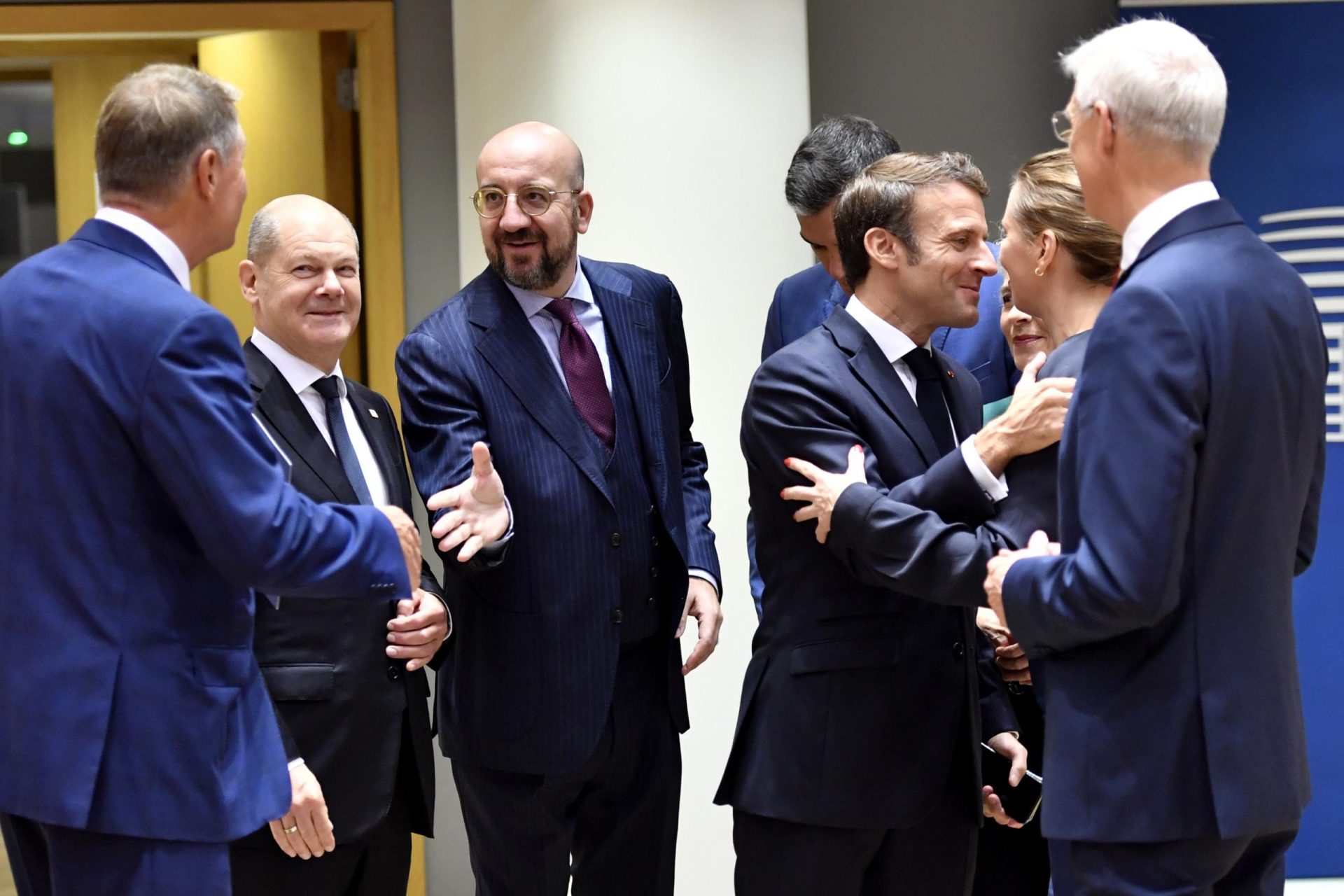 Los ministros de la UE retrasan un mes la decisión sobre más unidad energética