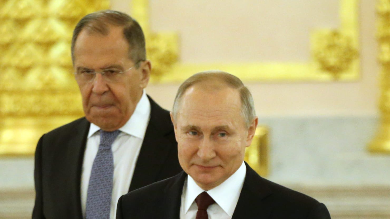 El Kremlin, furioso, acusa al Reino Unido de intentar “reclutar” a un diplomático ruso