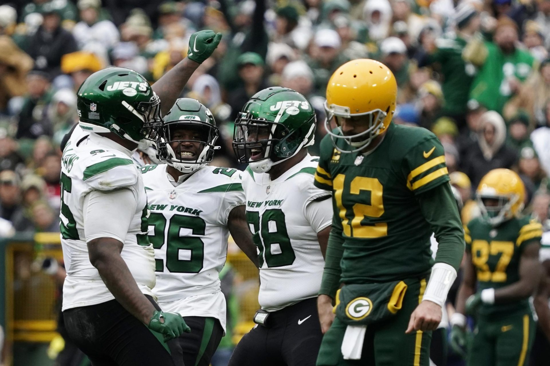 Jets continúan creciendo con convincente victoria 27-10 en Green Bay