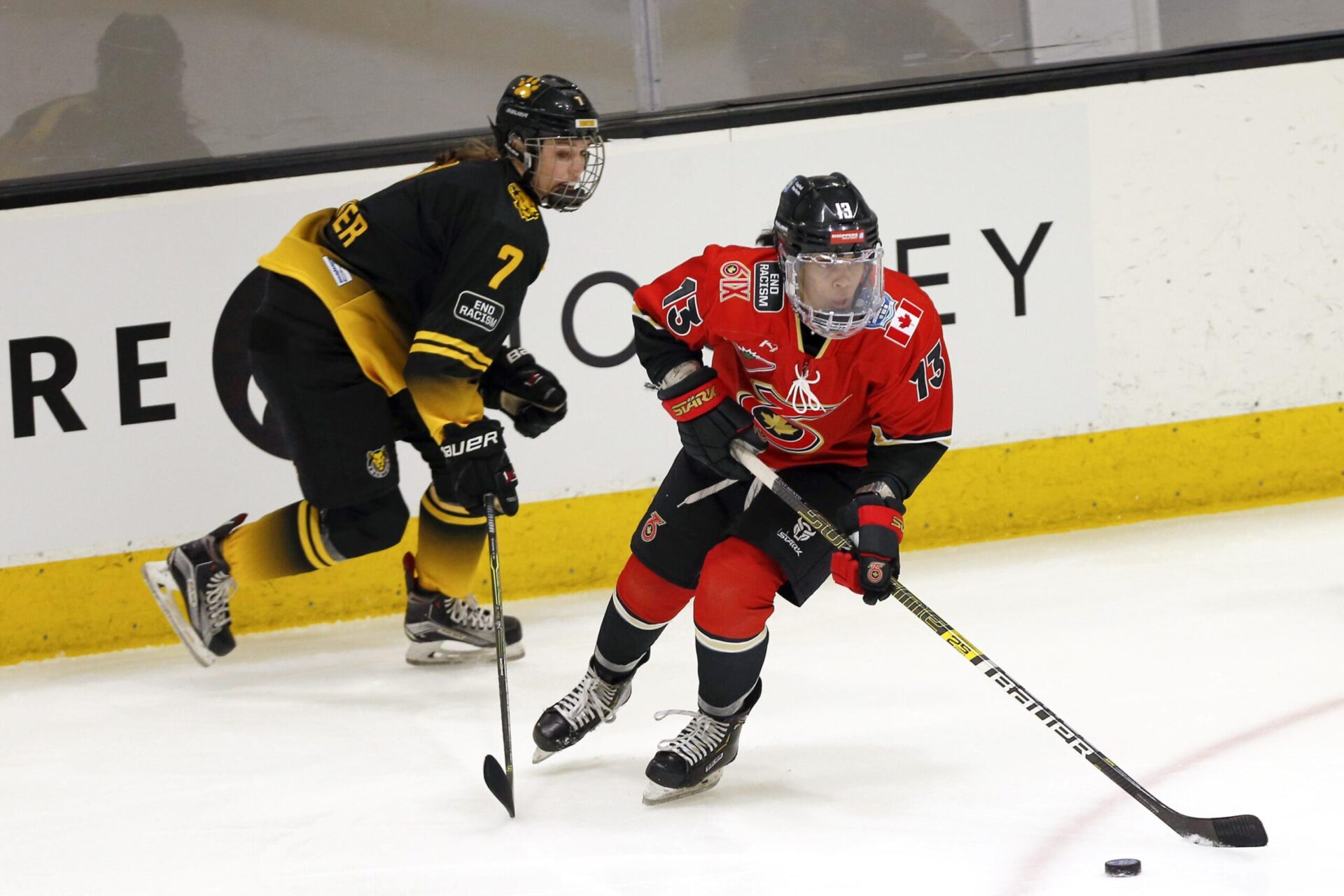 La estrella de PHF, Grant-Mentis, lista para el hockey femenino en Buffalo