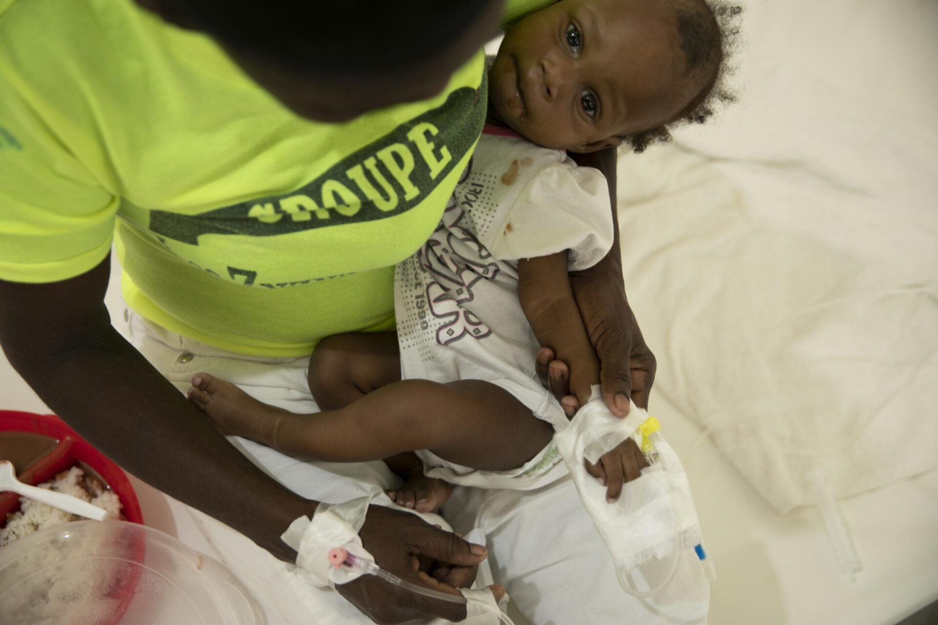 ONU: Los niños de Haití se ven afectados por el cólera mientras aumenta la desnutrición