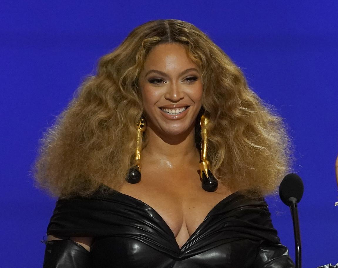 Beyoncé empata récord en los Grammy tras liderar nominaciones con 9