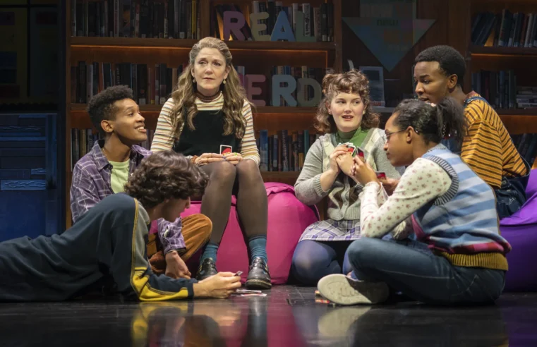 El musical de Broadway ‘Kimberly Akimbo’ crea un mundo al revés