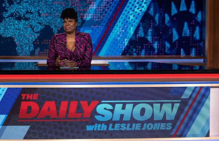 Leslie Jones brilló brillantemente en “The Daily Show”.  Pero, ¿es realmente una estrella lo que necesita su nueva era?
